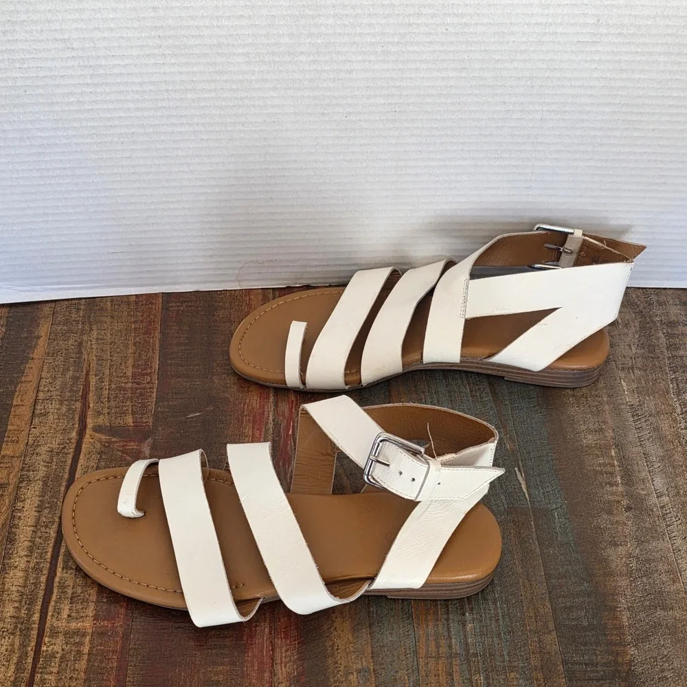 Franco Sarto Galya White Leather Gladiator‎ Sandals Womens Size 9M Strappy Flat